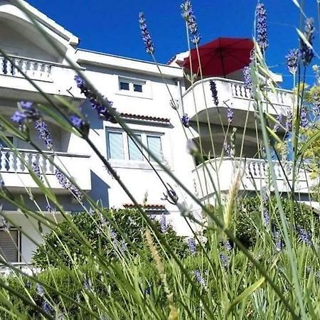 Apartments Lena Sutomiscica Exterior foto